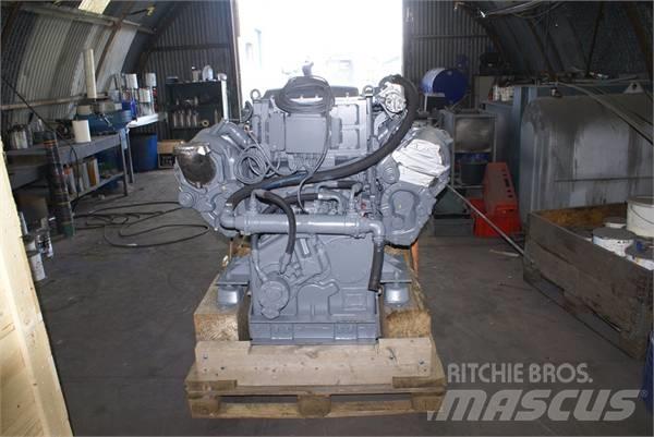 MTU 8V183 TE93 Varikliai