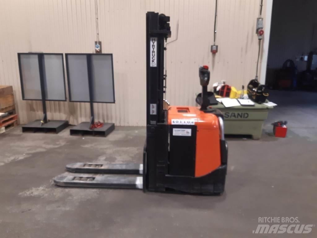 BT SPE125L Rankiniai vėžimėliai