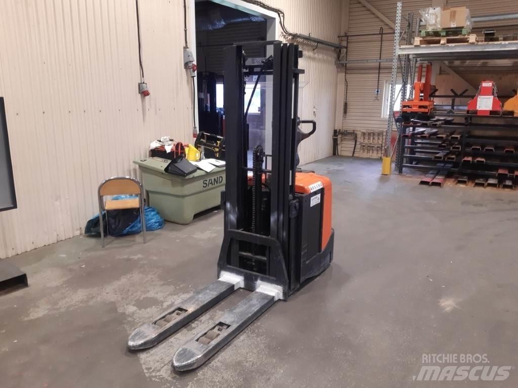 BT SPE125L Rankiniai vėžimėliai