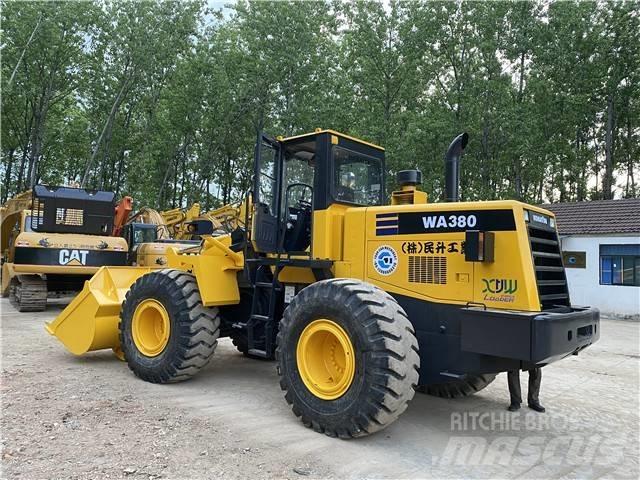 Komatsu WA380-3 Ekskavatoriniai krautuvai