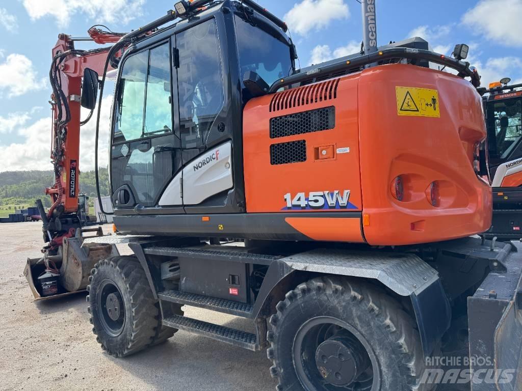 Hitachi ZX 145 W-6 Ratiniai ekskavatoriai