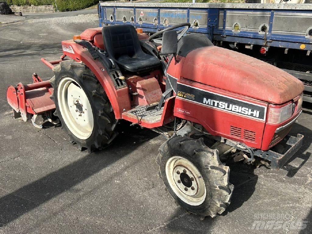 Mitsubishi MT205 Traktoriai