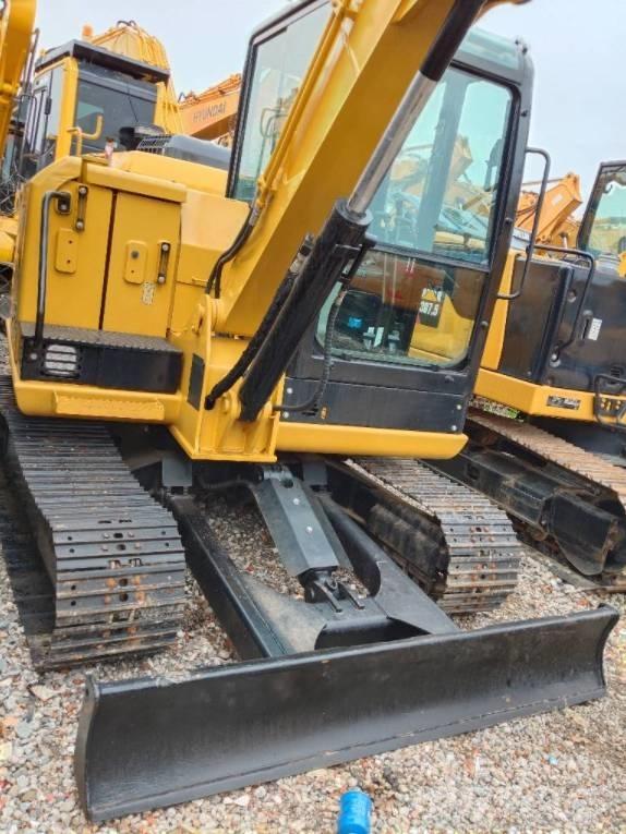CAT 305.5 E2 Vikšriniai ekskavatoriai