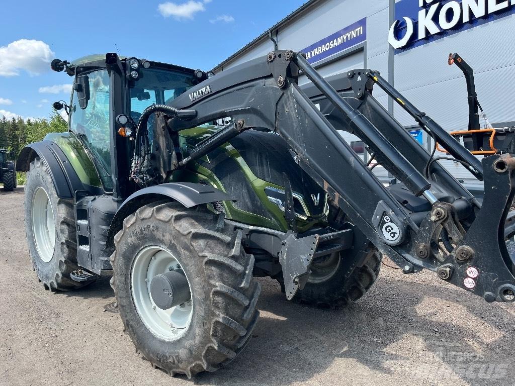 Valtra T 145 Traktoriai