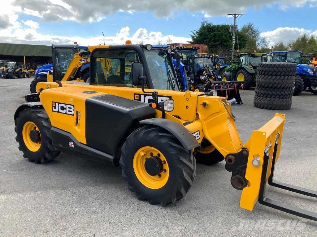 JCB 525-60 Agri Plus Teleskopiniai krautuvai žemės ūkiui