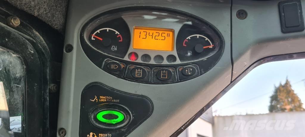 Bobcat S 100 Krautuvai su šoniniu pasukimu