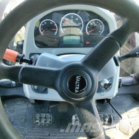 Valtra N 174 Traktoriai