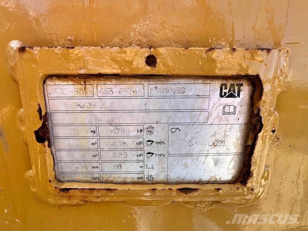 CAT 962M Naudoti ratiniai krautuvai