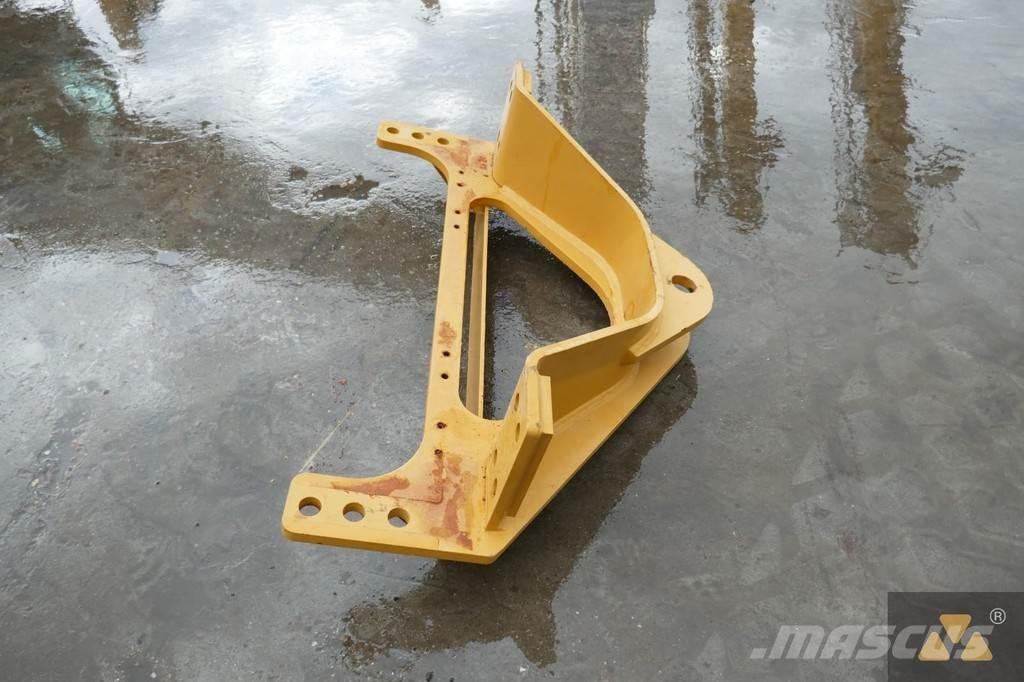 CAT 140M3 Drawbar Transportas - Kita