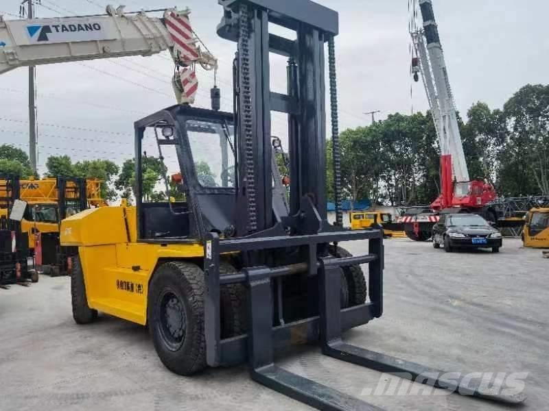 Komatsu FD 160 Dyzeliniai krautuvai