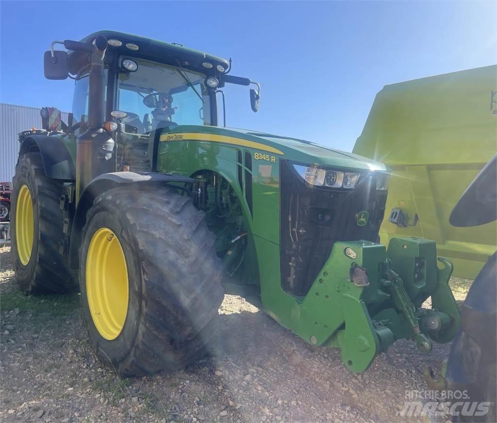 John Deere 8345 R Traktoriai