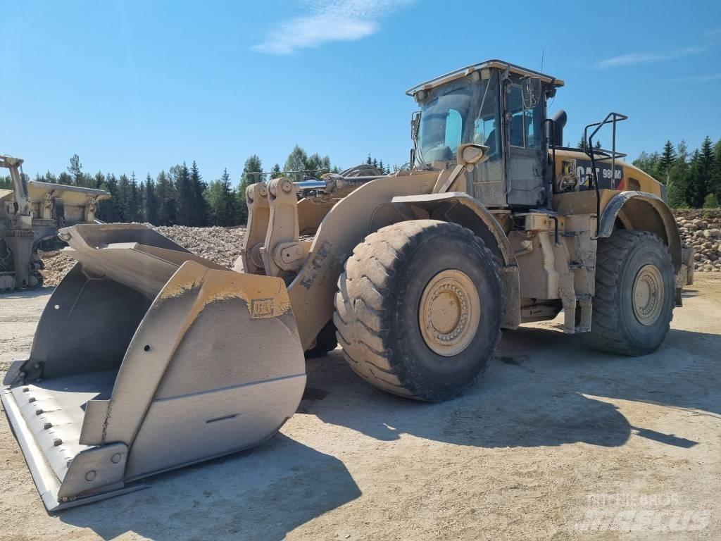 CAT 980M Naudoti ratiniai krautuvai