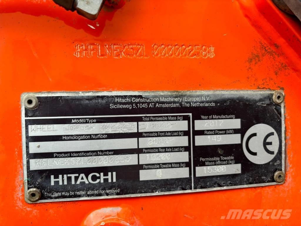 Hitachi ZW 220-6 Naudoti ratiniai krautuvai