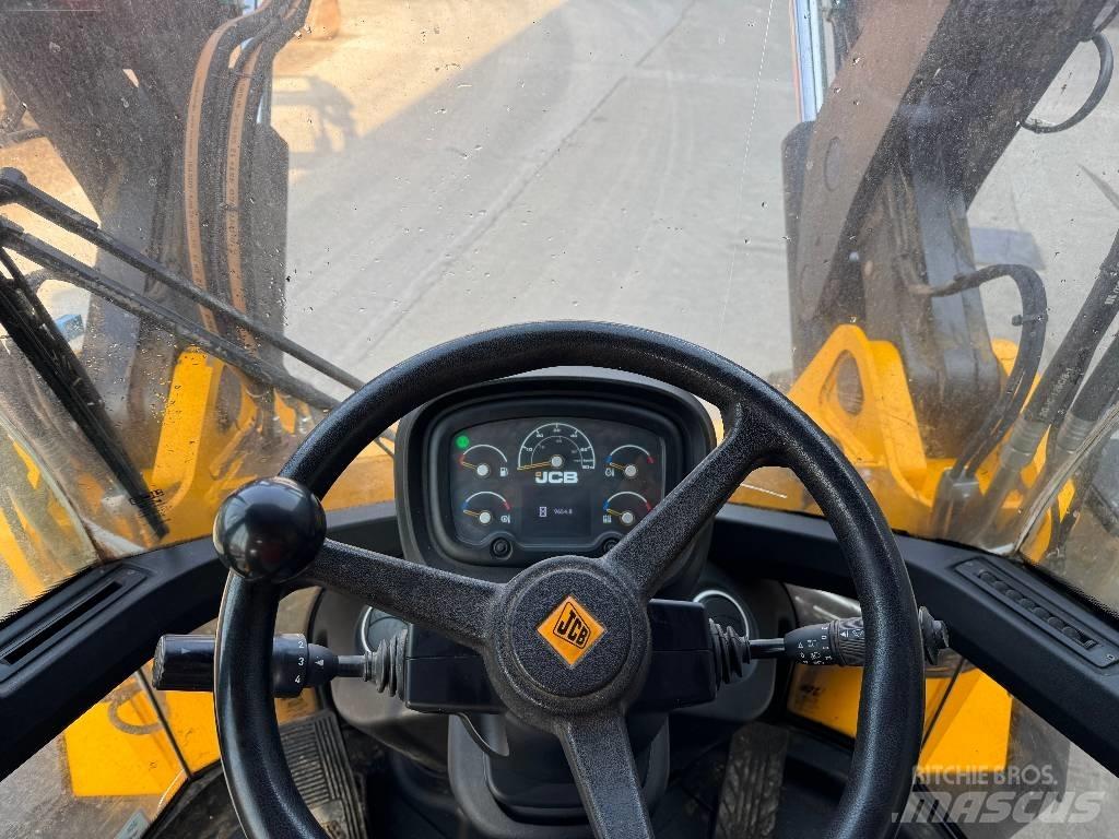 JCB 437 HT Agri Daugiafunkciniai pakrovėjai