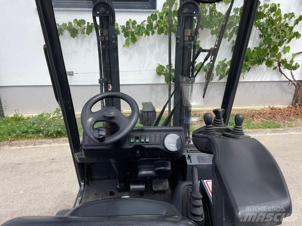 Linde E 16 P Elektriniai šakiniai krautuvai