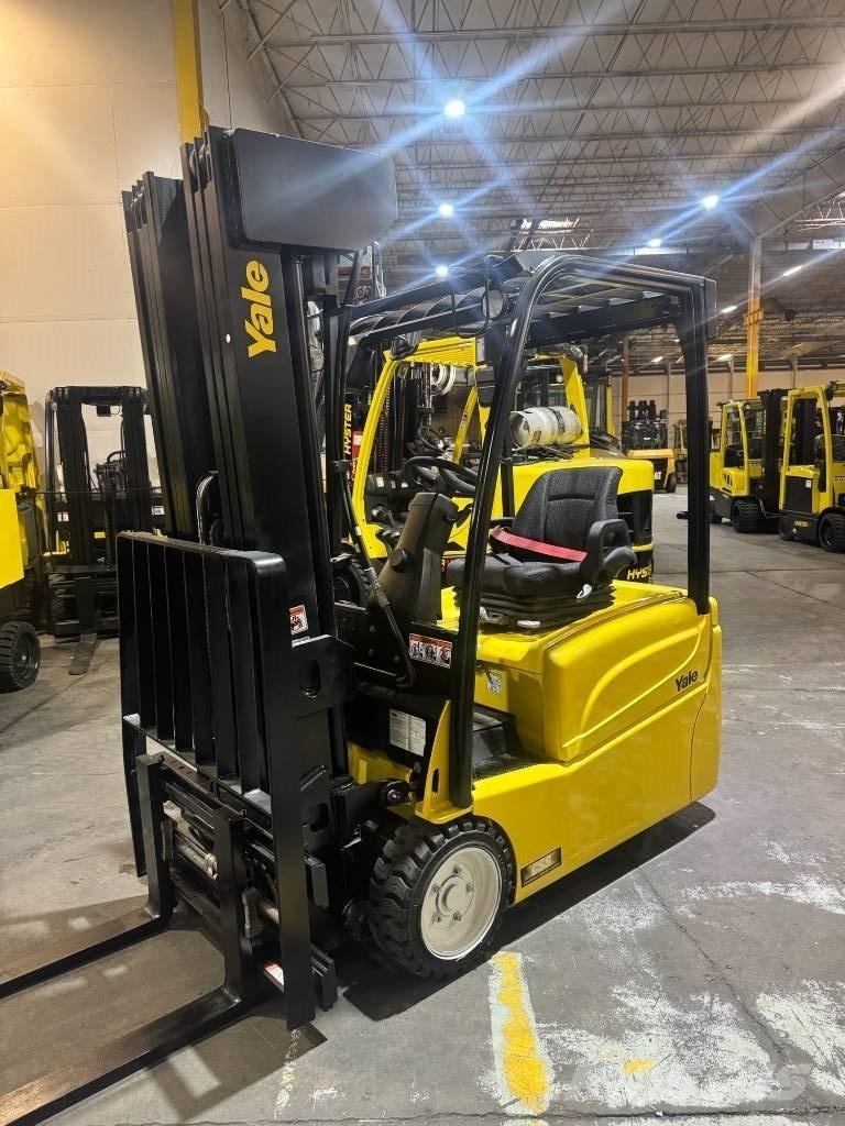 Yale ERP 040 VT Elektriniai šakiniai krautuvai