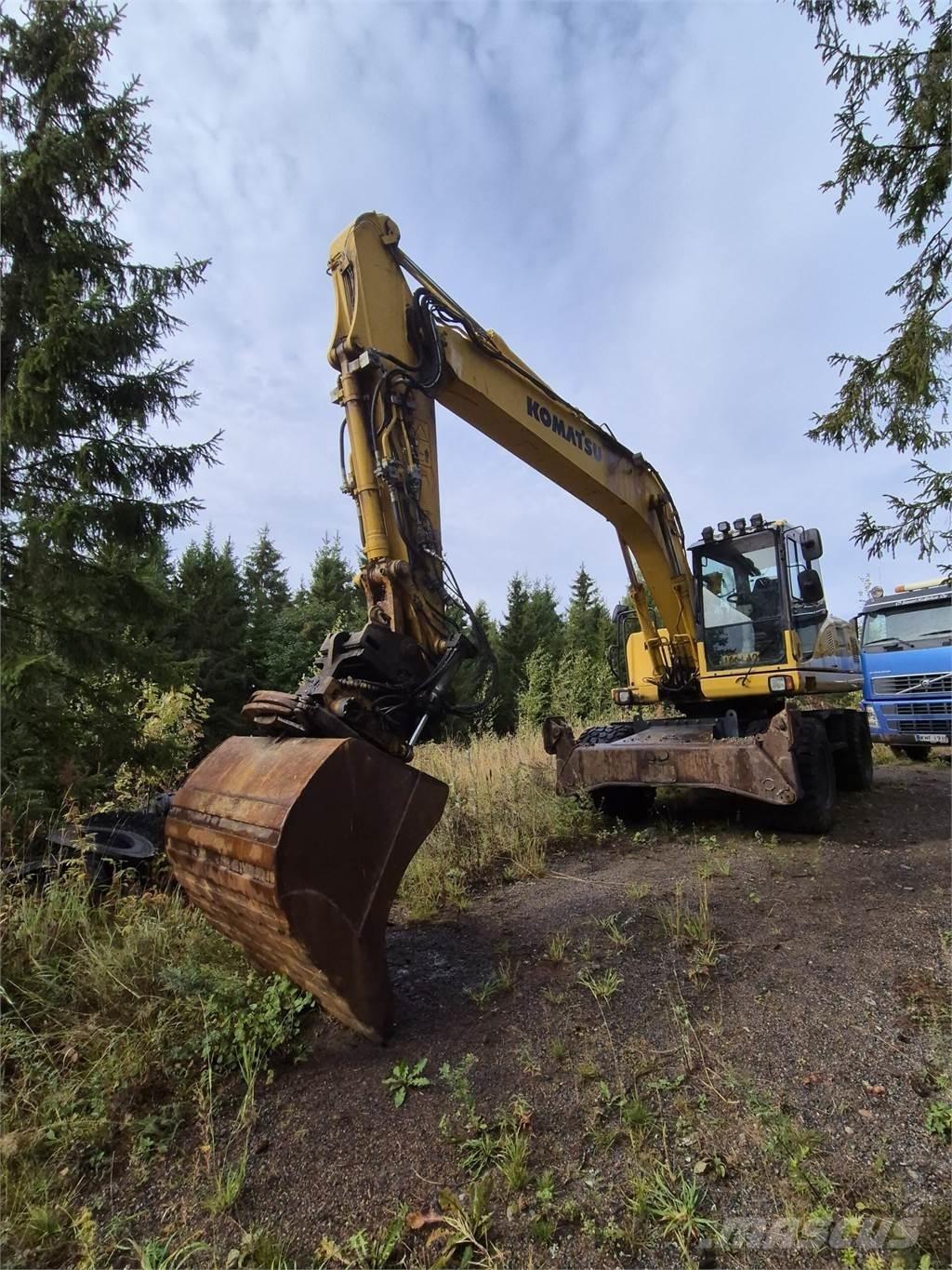 Komatsu PW180 ES-7 Ratiniai ekskavatoriai