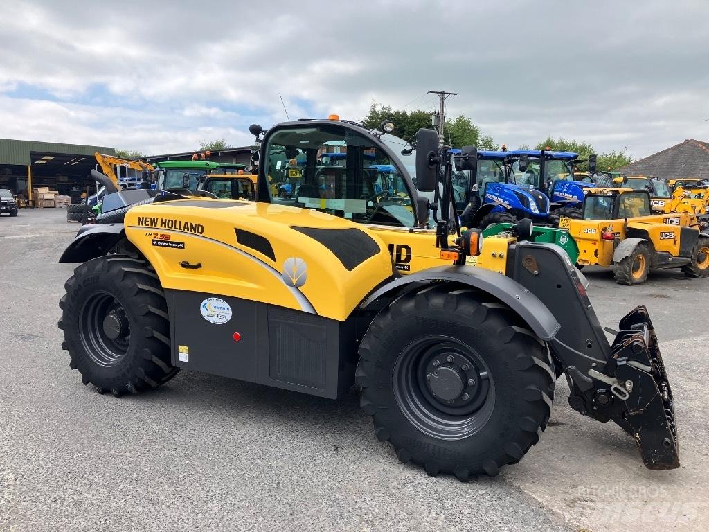 New Holland TH7.32 Teleskopiniai krautuvai žemės ūkiui