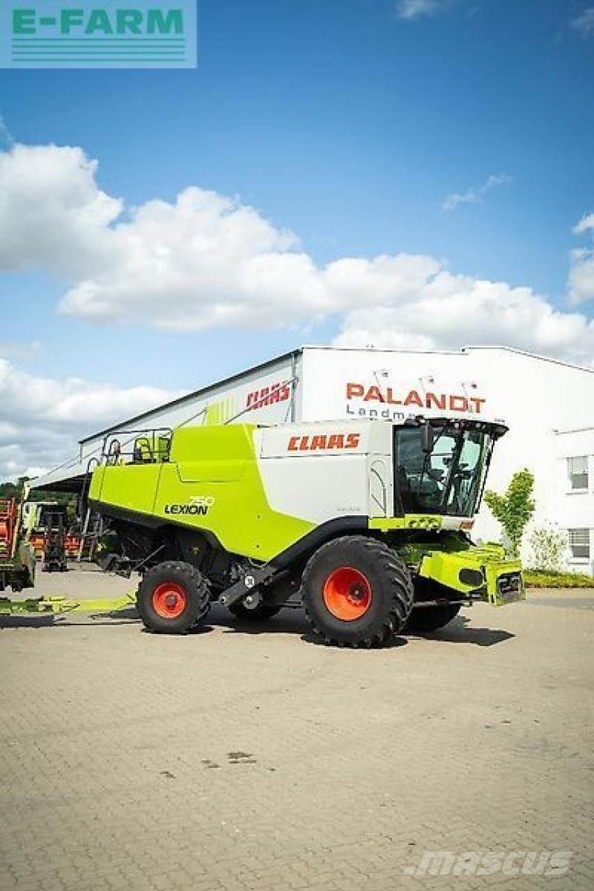 CLAAS lexion 750 Derliaus nuėmimo kombainai