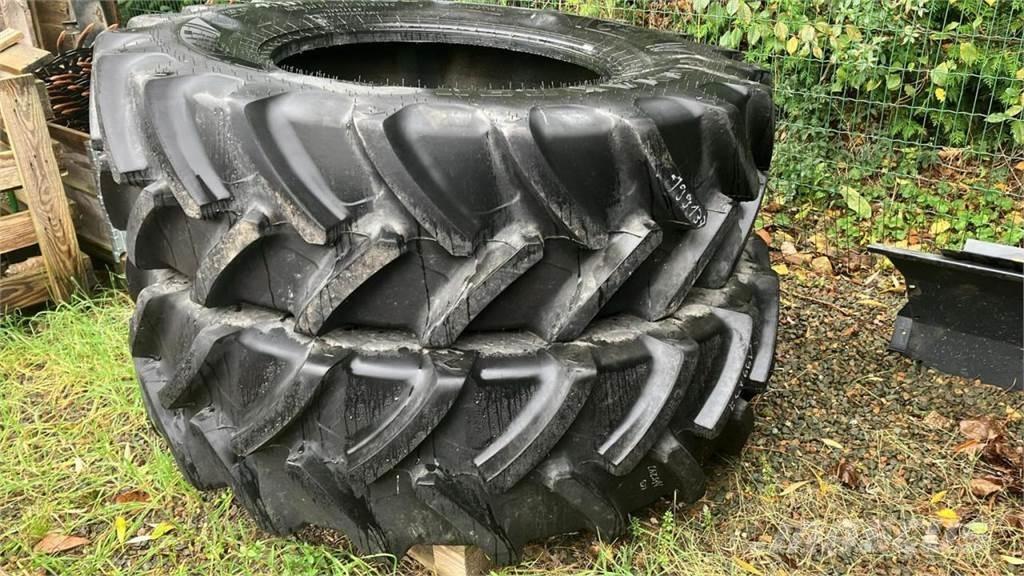 Ceat 420/90R30 Padangos, ratai ir ratlankiai