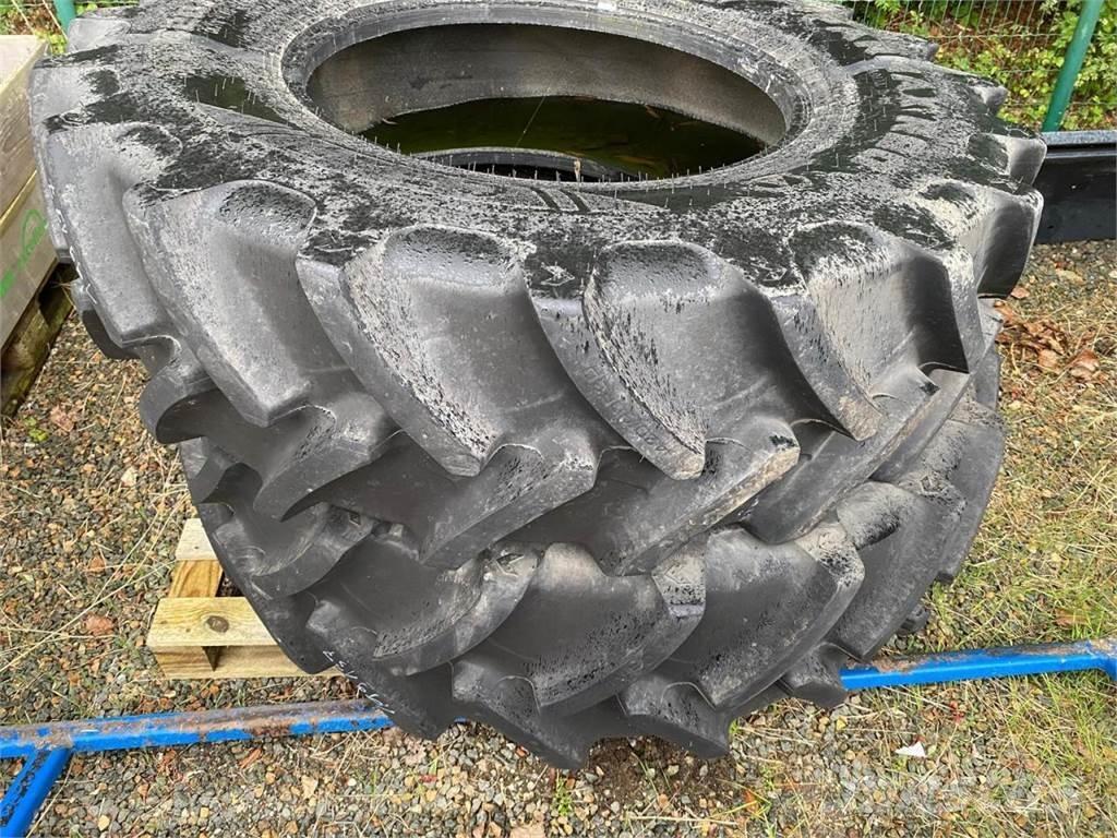 Ceat 420/90R30 Padangos, ratai ir ratlankiai