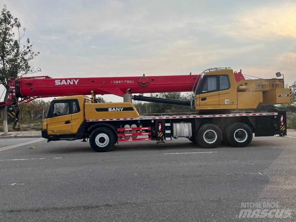 Sany STC 250 S Visureigiai kranai