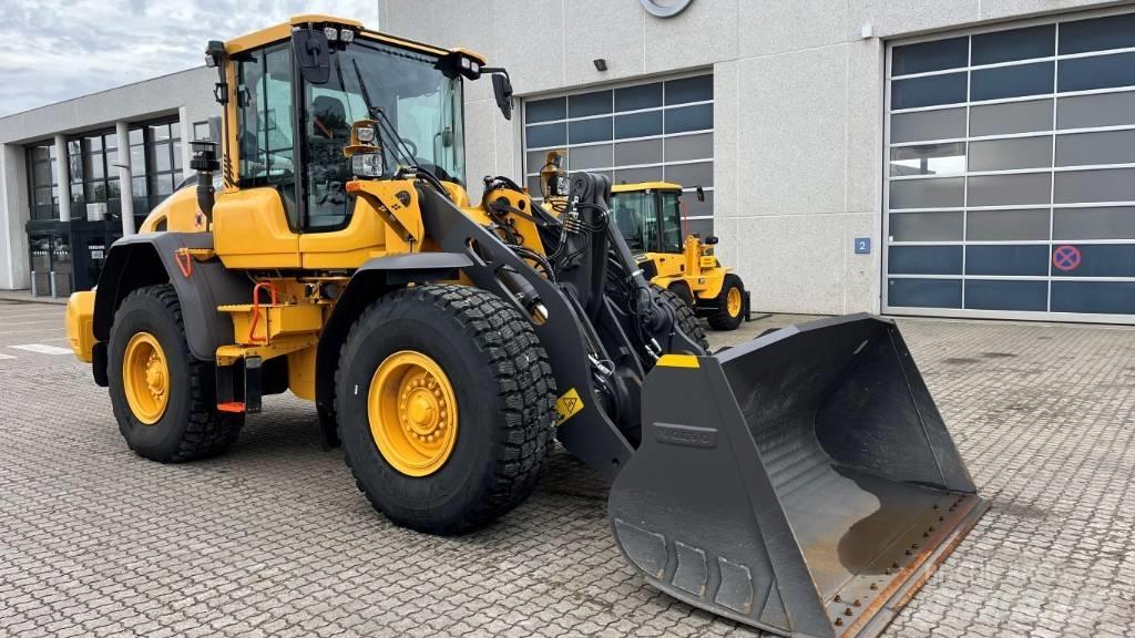 Volvo L70H Naudoti ratiniai krautuvai