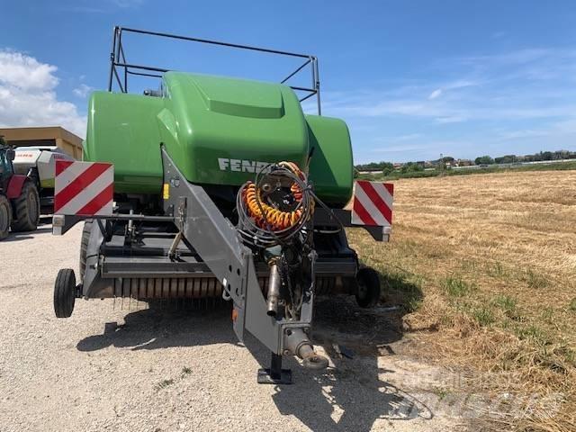 Fendt 1290 S XD Stačiakampių ryšulių presai