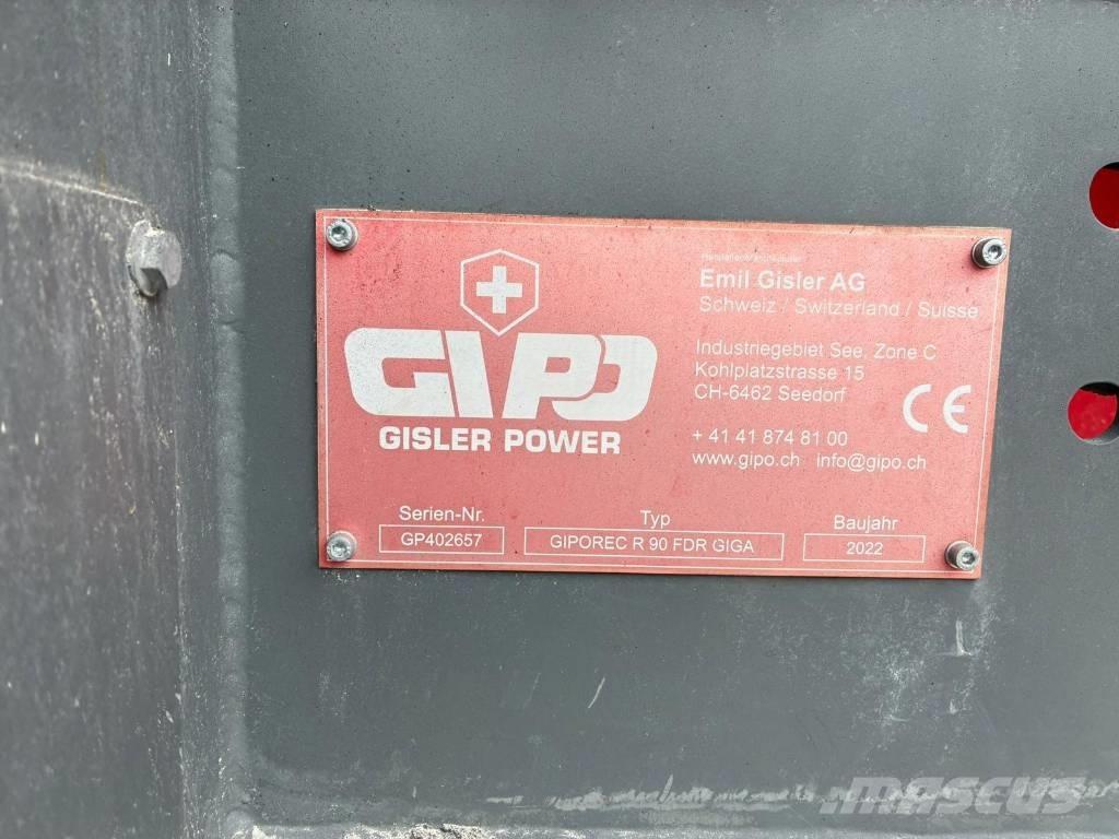 GIPO P90 GIGA Sietai