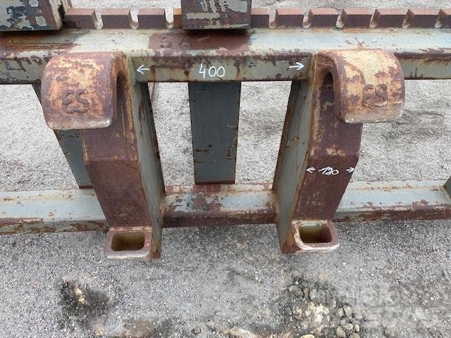 CAT 950 G forks Šakės