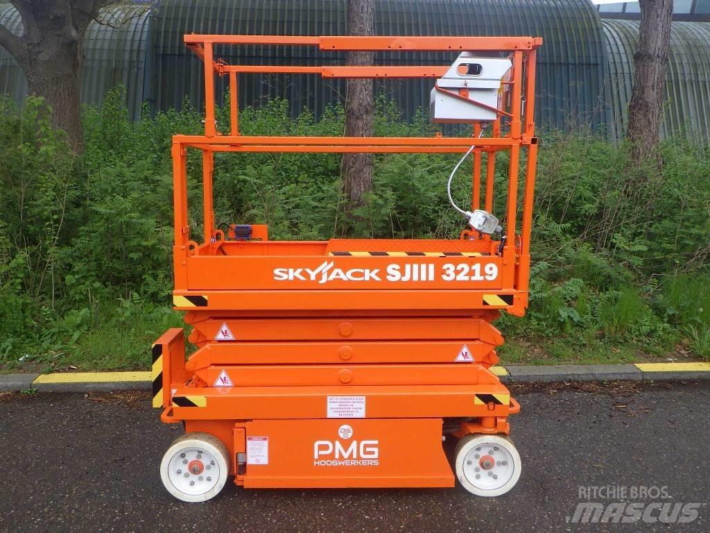 SkyJack SJ3219 Žirkliniai keltuvai