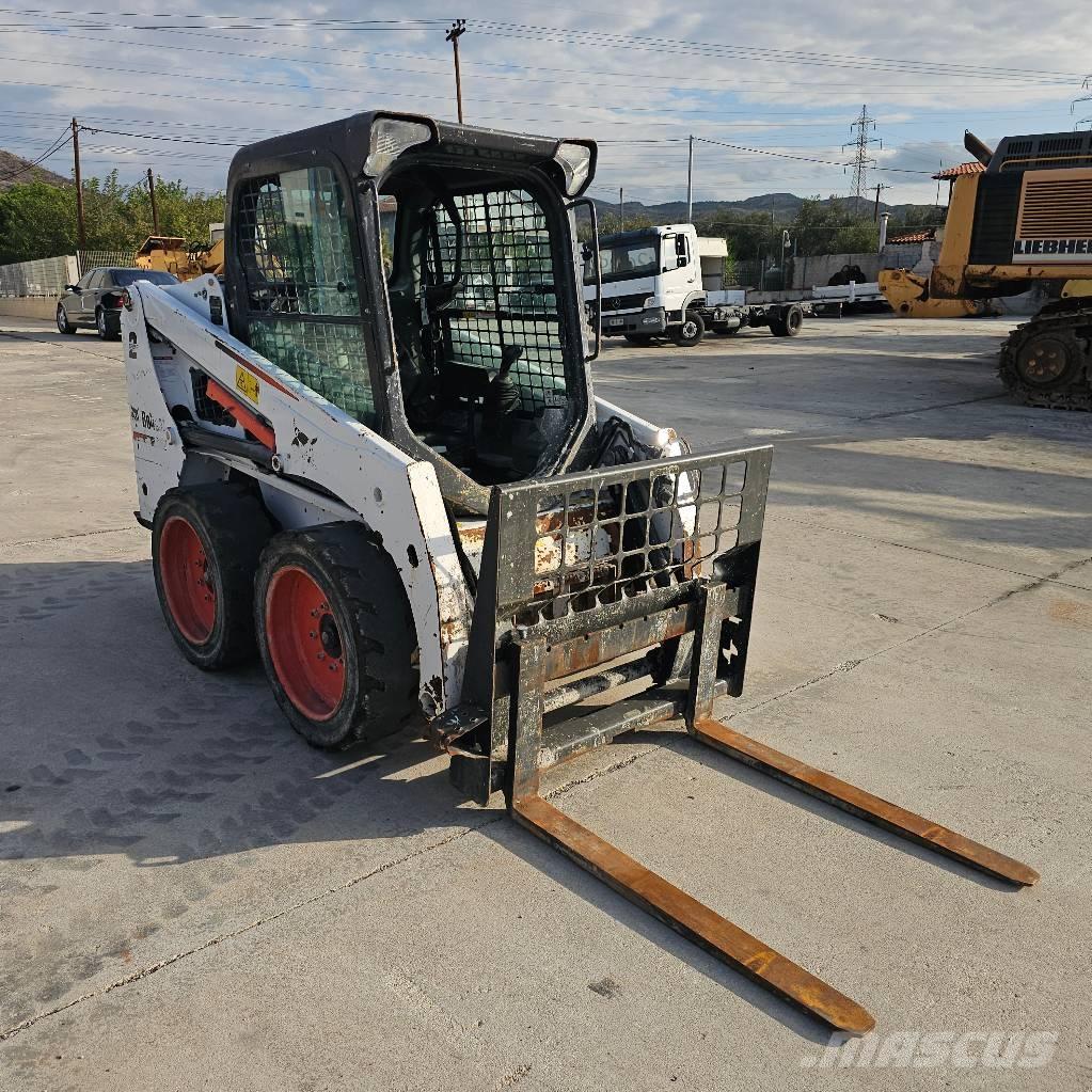 Bobcat S 450 Krautuvai su šoniniu pasukimu