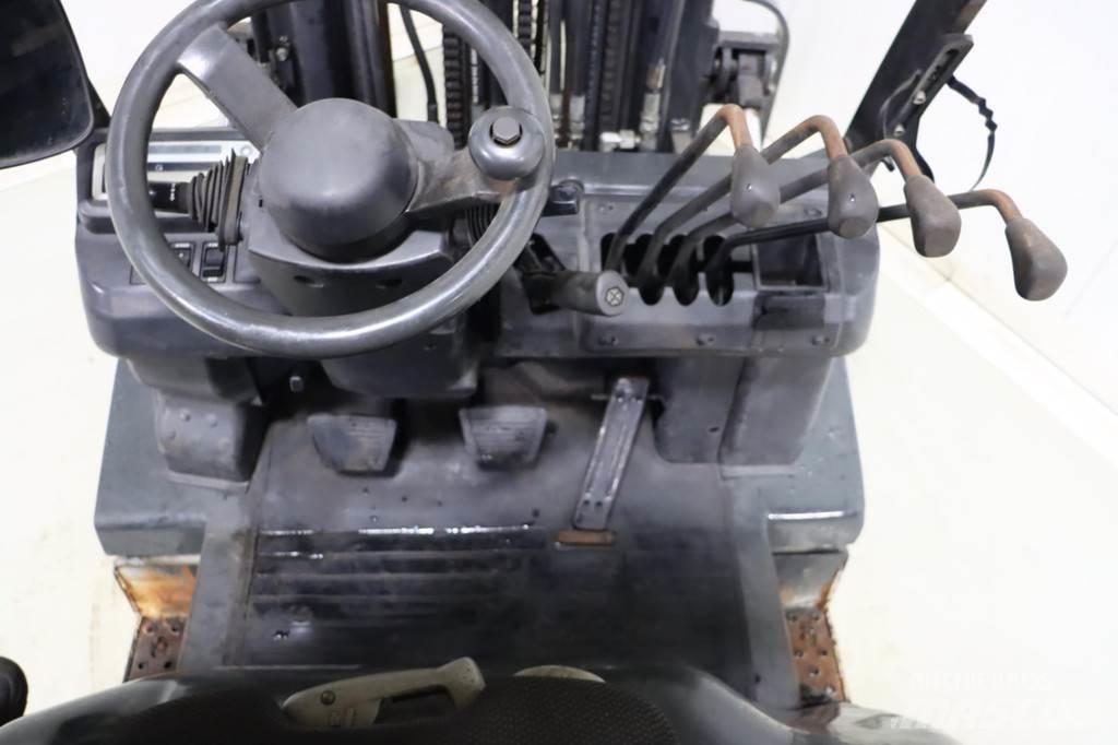 Nissan U1D2A20LQ LPG (dujiniai) krautuvai