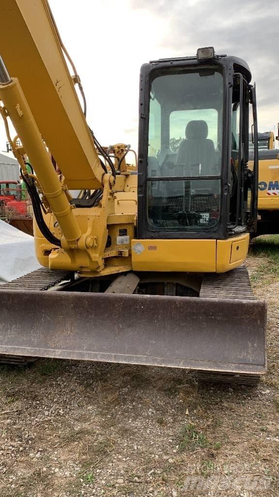 Komatsu PC 78 MR-6 Vikšriniai ekskavatoriai