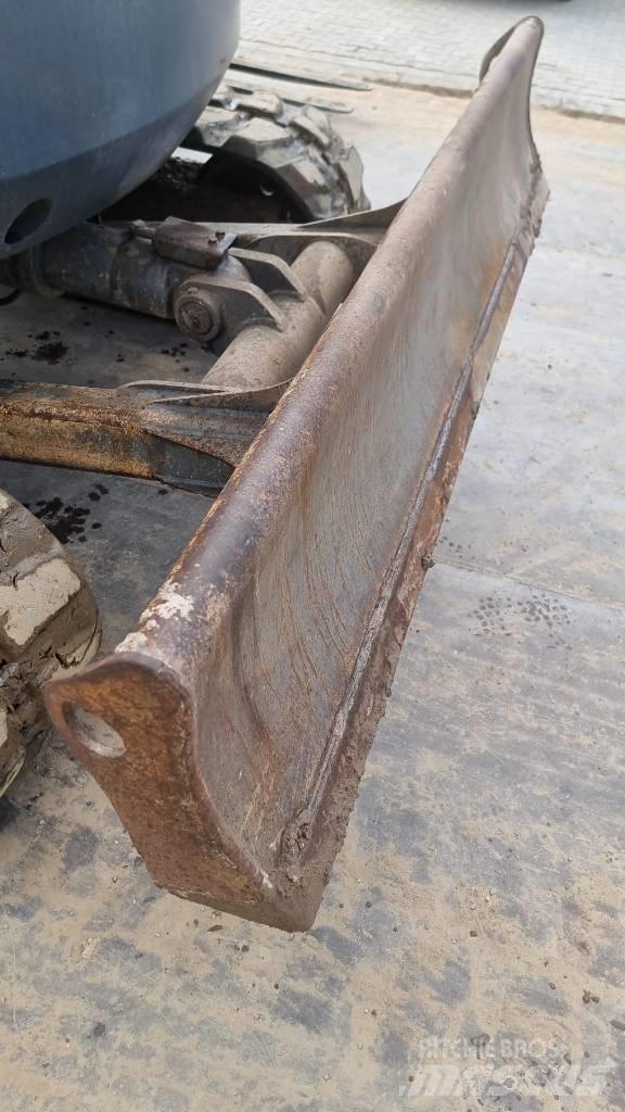 Volvo ECR 88 D Vidutinės galios ekskavatoriai 7-12 t
