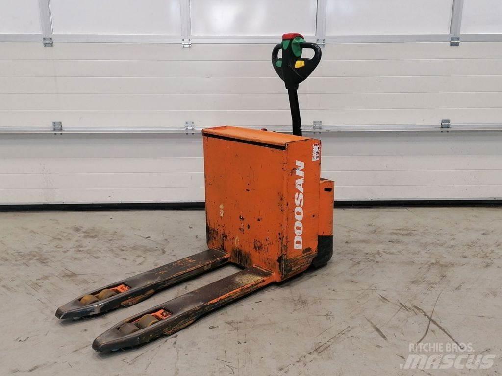 Doosan LEDH20M Mažų aukščių keltuvai