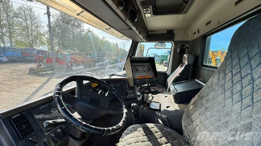 Volvo FL GUDRONATOR Bituminiai purkštuvai