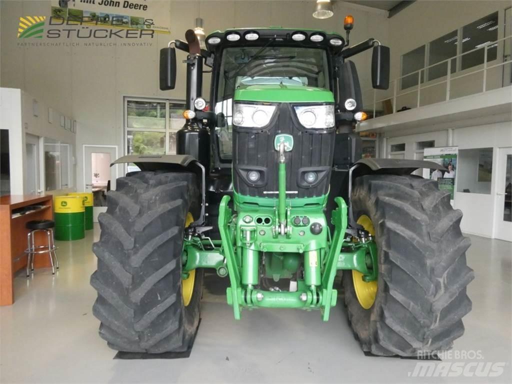 John Deere 6250R Traktoriai