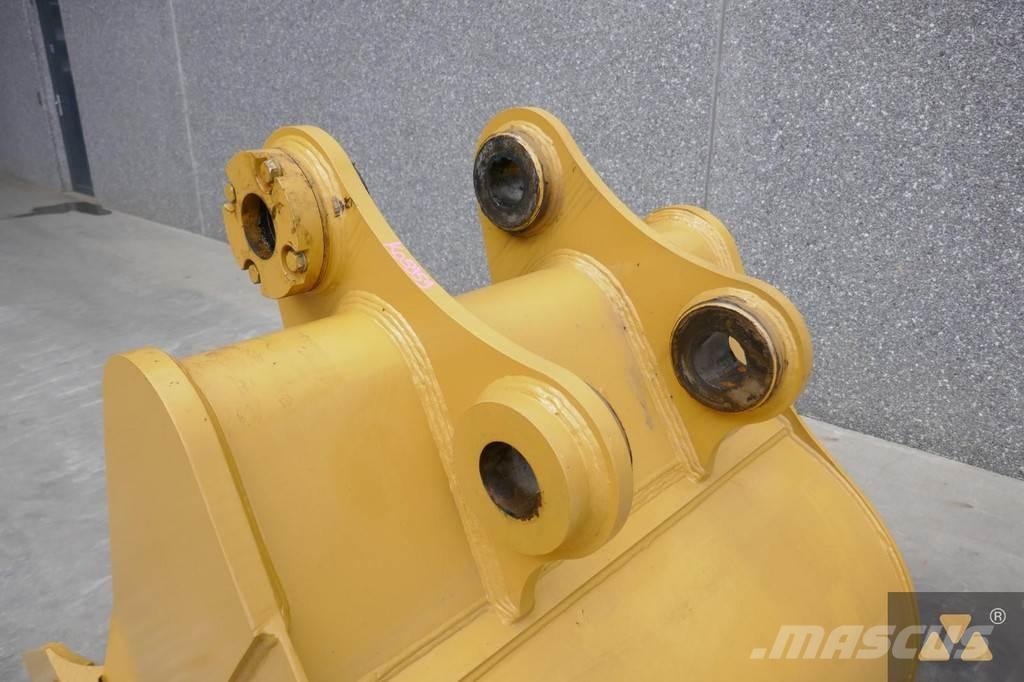 CAT 320 Bucket Kaušai