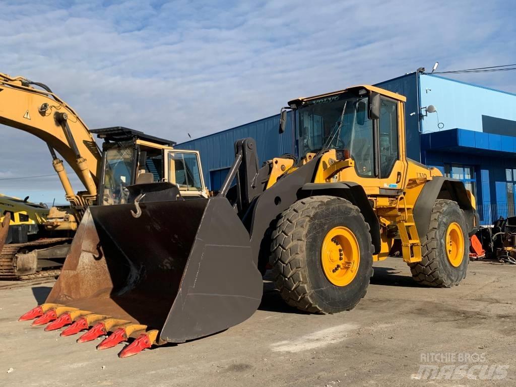 Volvo L 110 F Naudoti ratiniai krautuvai