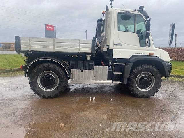 Mercedes-Benz UNIMOG Savivarčių priekabų vilkikai