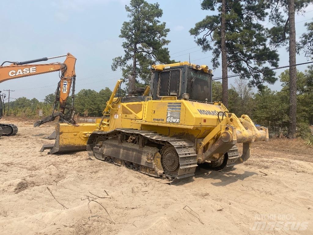Komatsu D 65 WX-17 Vikšriniai buldozeriai