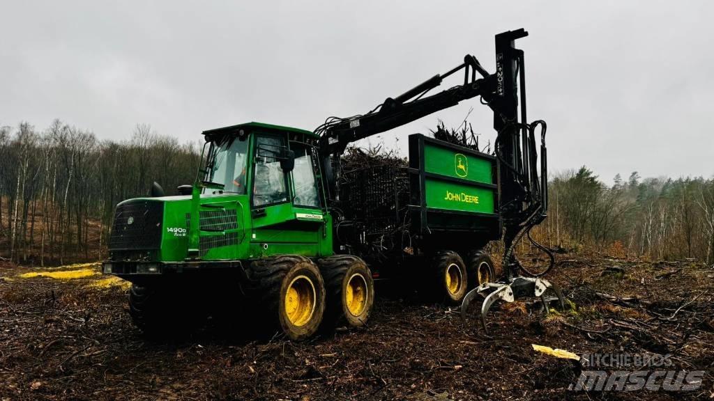 John Deere 1490D Naudoti miškovežiai (Forvarderiai)