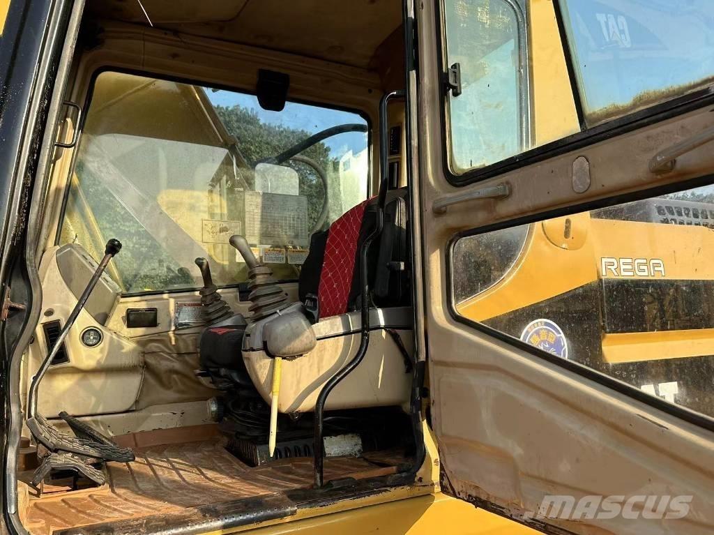 CAT 320 B Vikšriniai ekskavatoriai