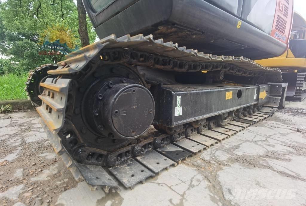 Hitachi ZX 70 Vidutinės galios ekskavatoriai 7-12 t