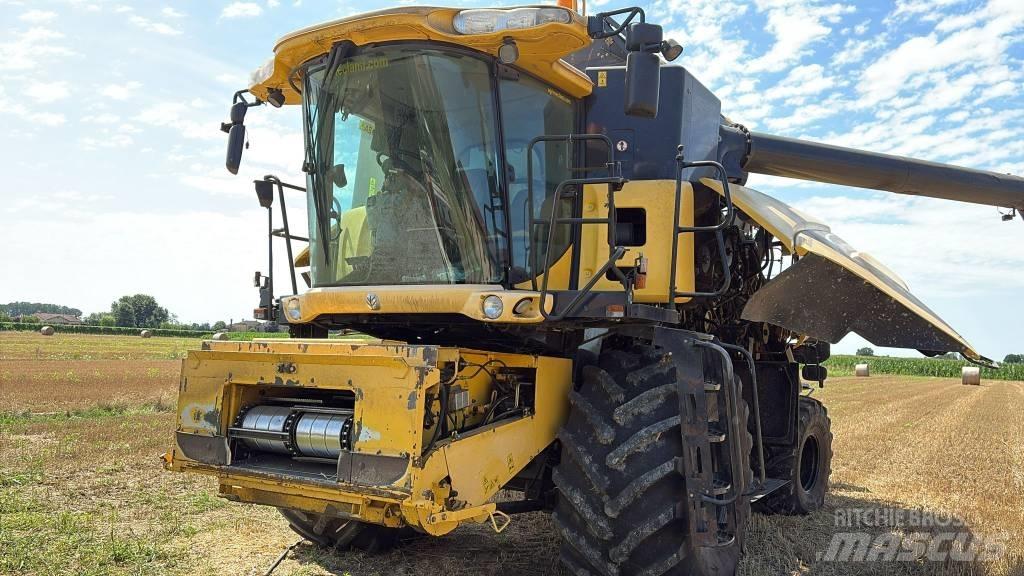 New Holland CR 960 Derliaus nuėmimo kombainai