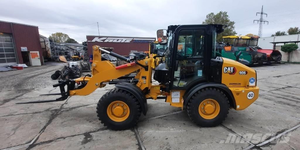CAT 906 Naudoti ratiniai krautuvai