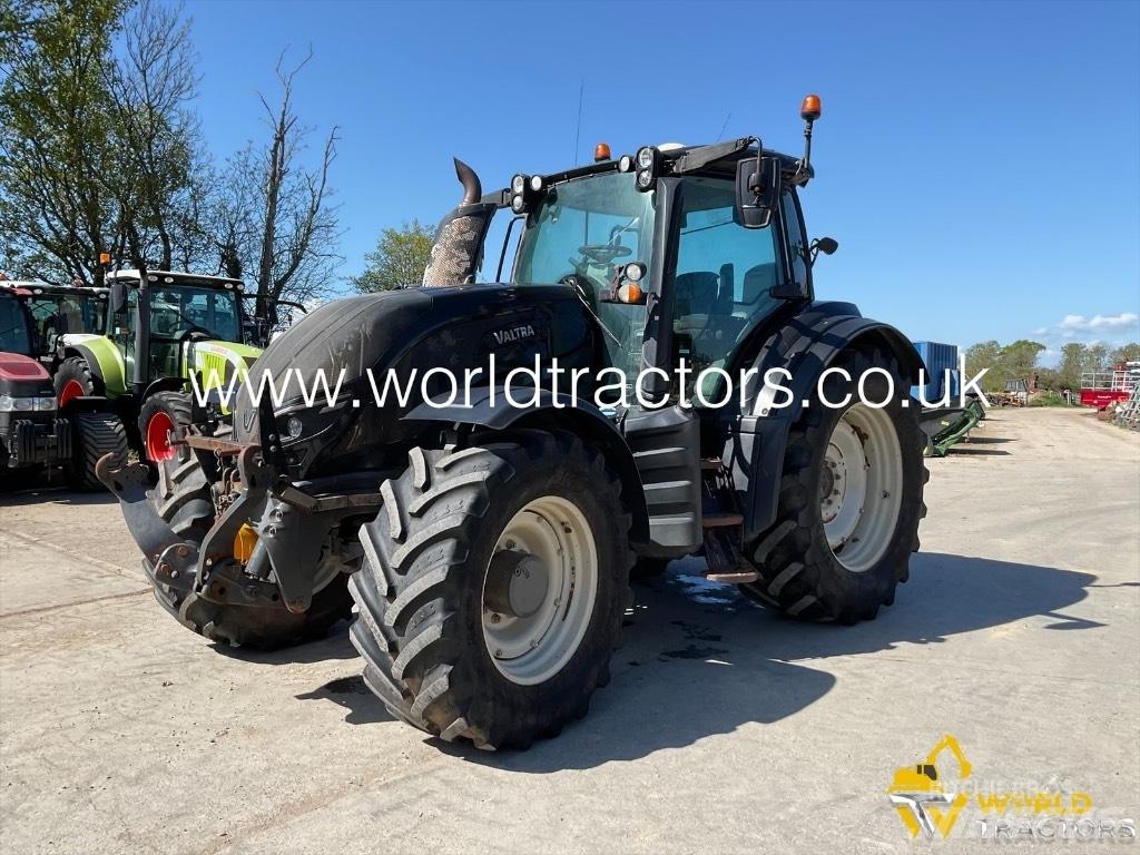 Valtra T 234 Traktoriai