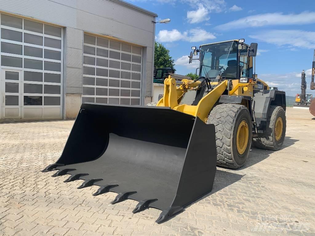Komatsu WA 320-5H Naudoti ratiniai krautuvai