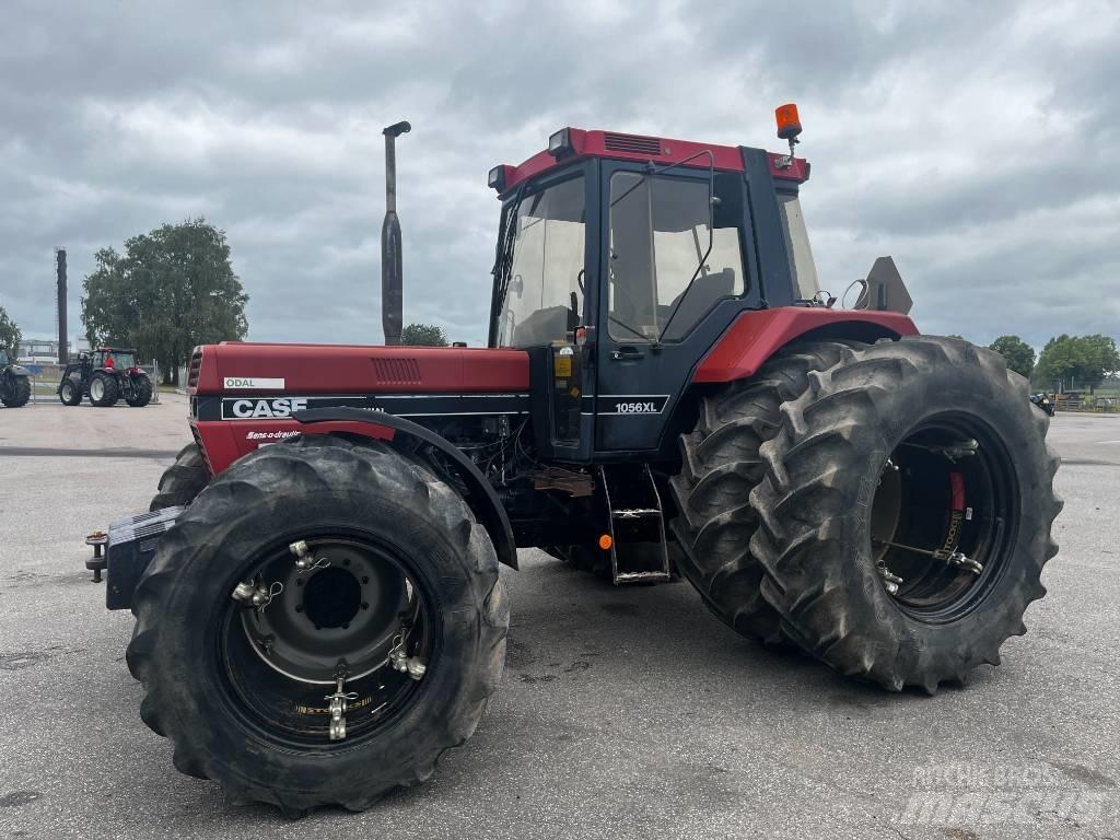 CASE 1056XL Traktoriai